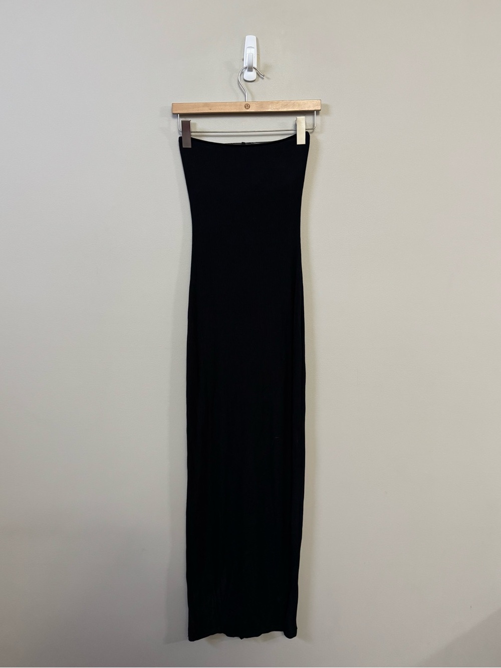 SKIMS soft lounge tube strapless stretchy black dress 💜
